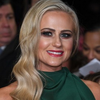 Amanda Woods Biography